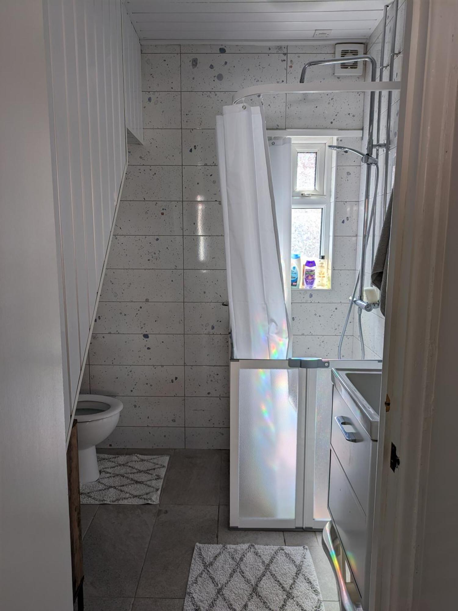 Maire Toireasa - Cosy Refurbished Property In The Gaeltacht Quarter Belfast Cameră foto
